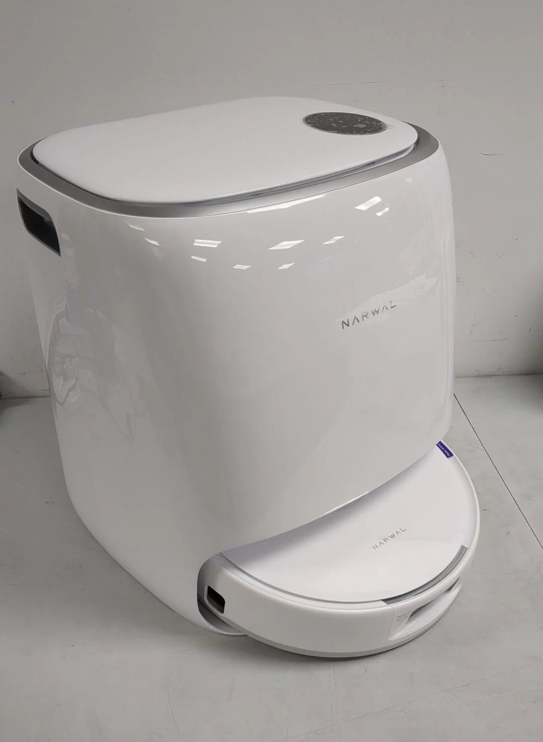 Narwal Freo X Ultra Robot Vacuum and Mop