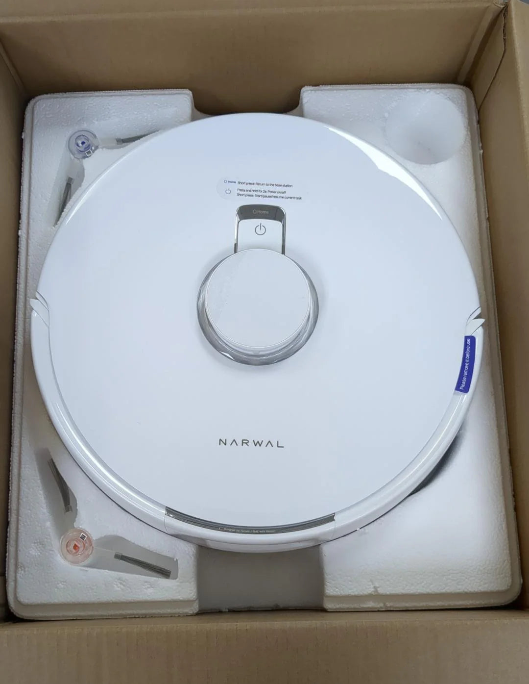 Narwal Freo X Ultra Robot Vacuum and Mop